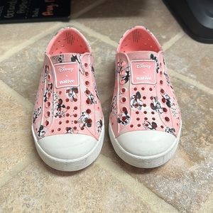 Native Jefferson Disney Minnie Mouse Shoes Toddler Size 9